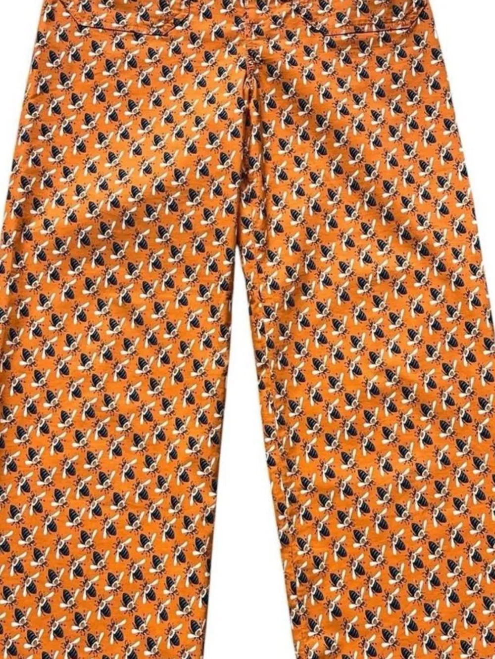 Sarah Gordon features orange