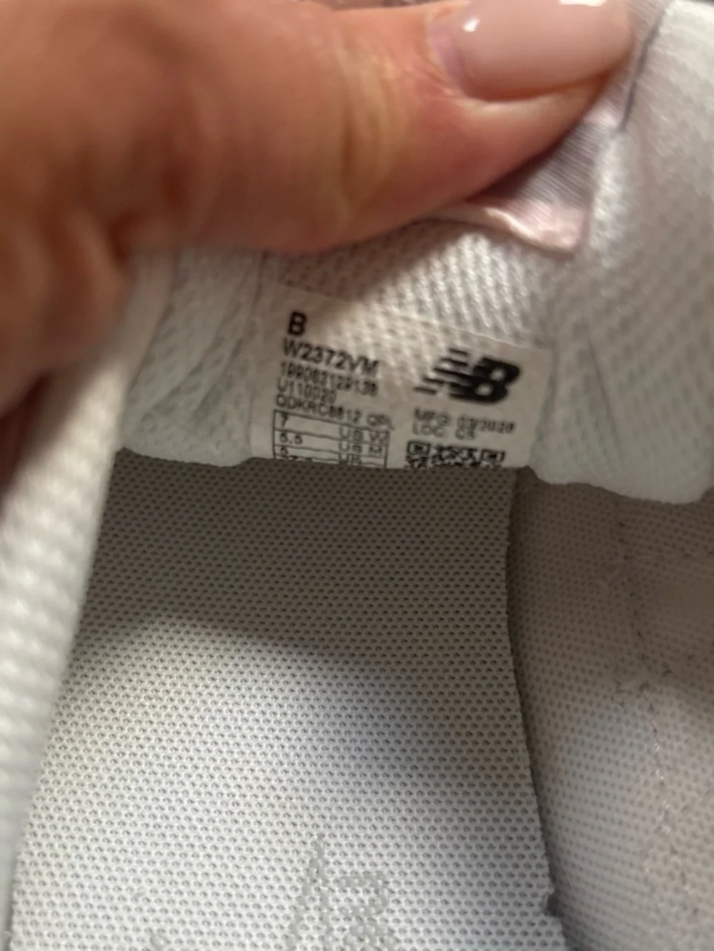 New Balance soft pink