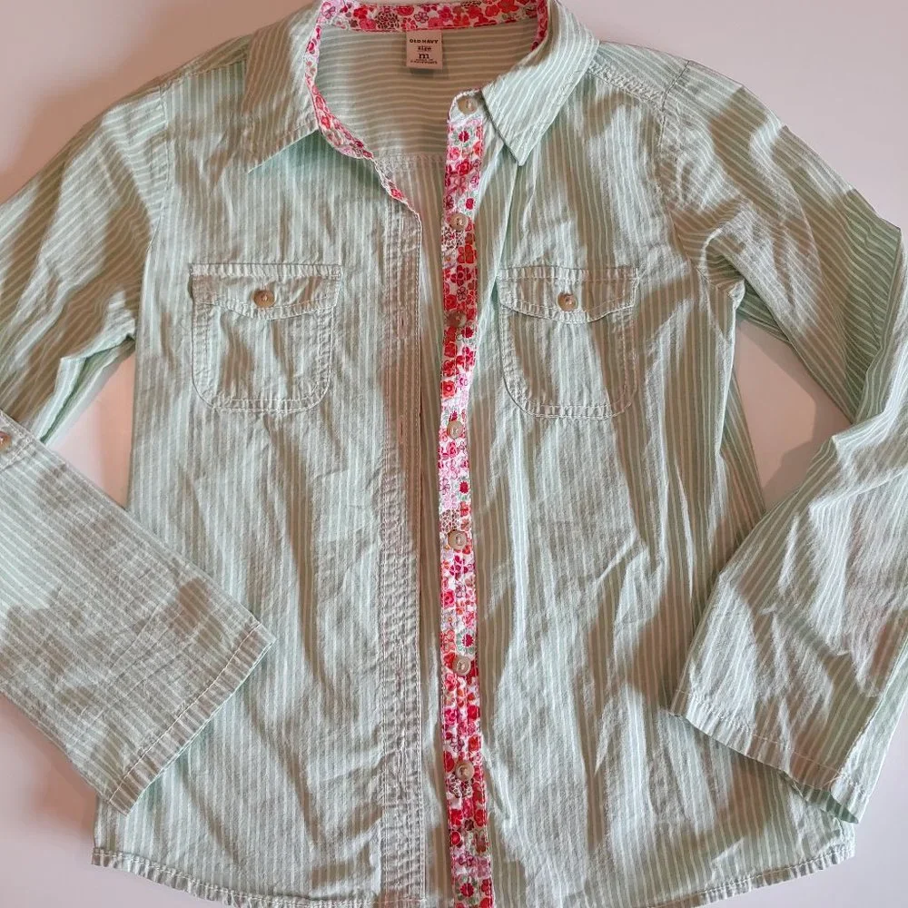 Old Navy | Light Green Oxford Stripe Shirt with Floral Trim Casual Button | M