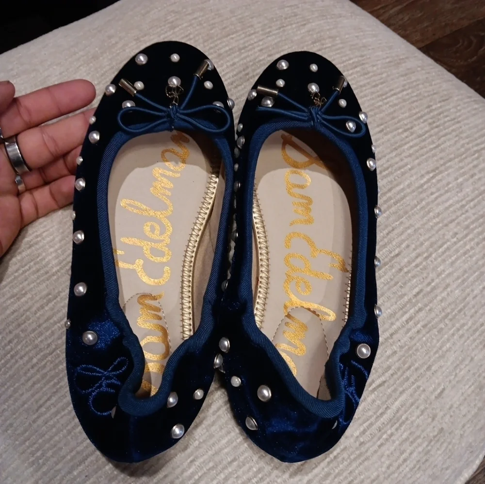 Sam Edelman step into