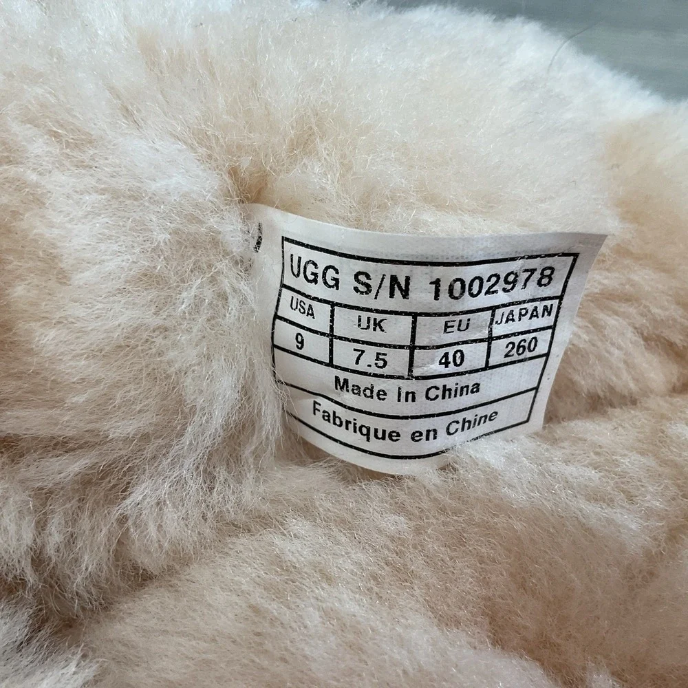 UGG women winter