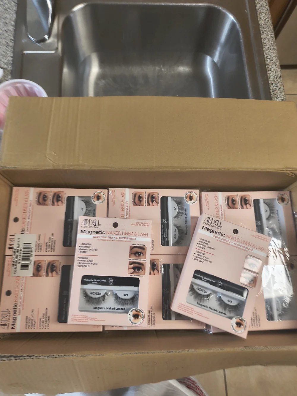 9Ardell Magnetic Naked Liner & Lash Kit — Black with Pink Box Case Of 25