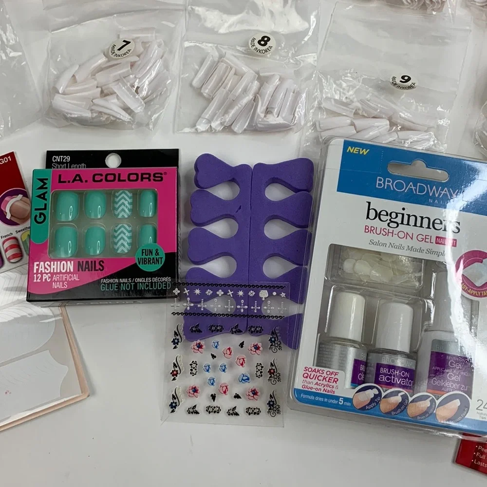 Fashion Nail Variety Kit acrylics, glue & stick on accessories New