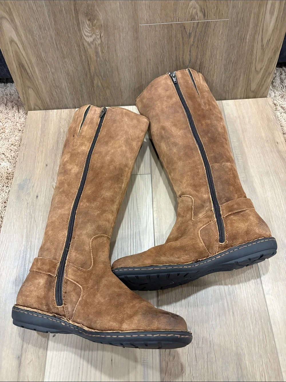Born insole adjustable buckles