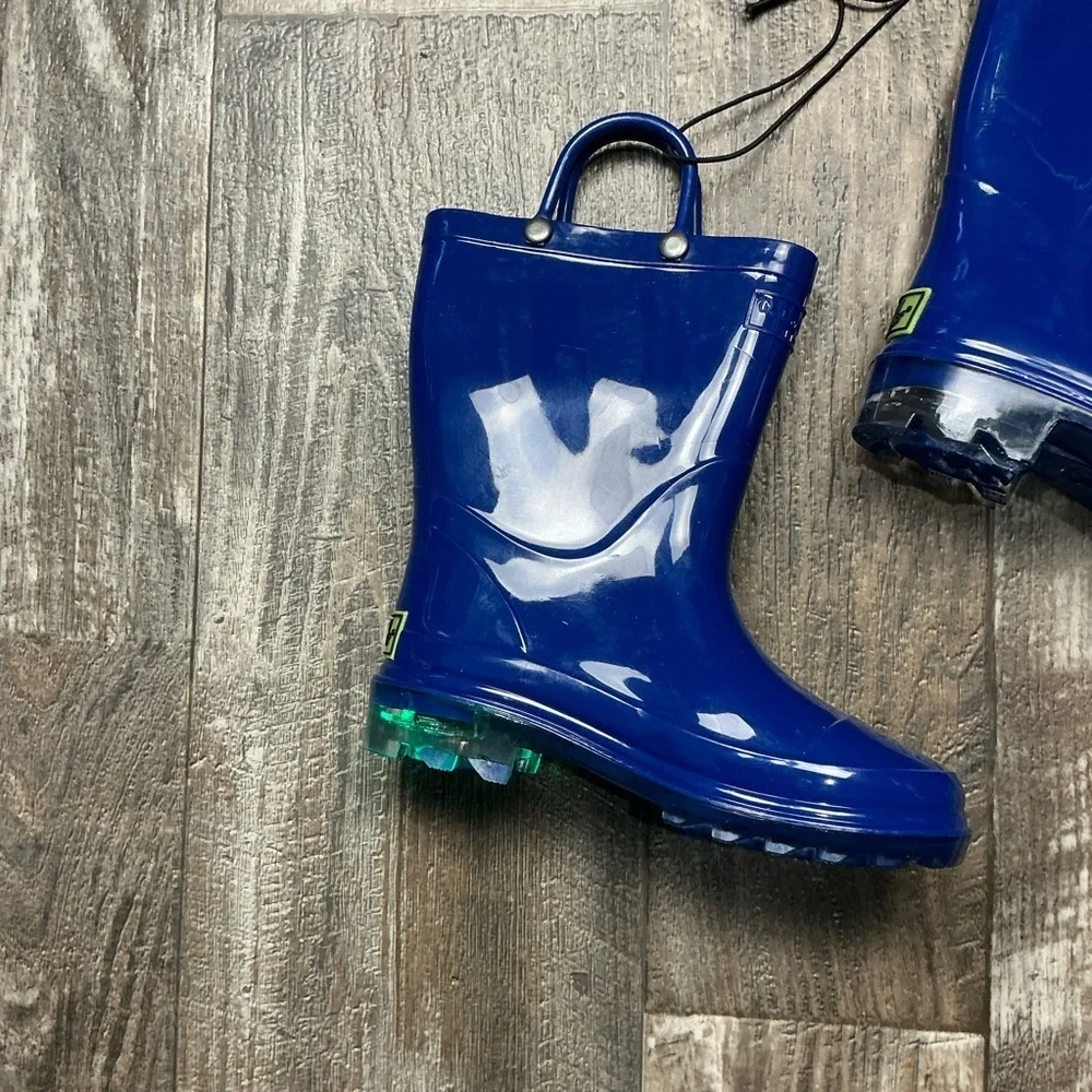 Western Chief glossy navy
