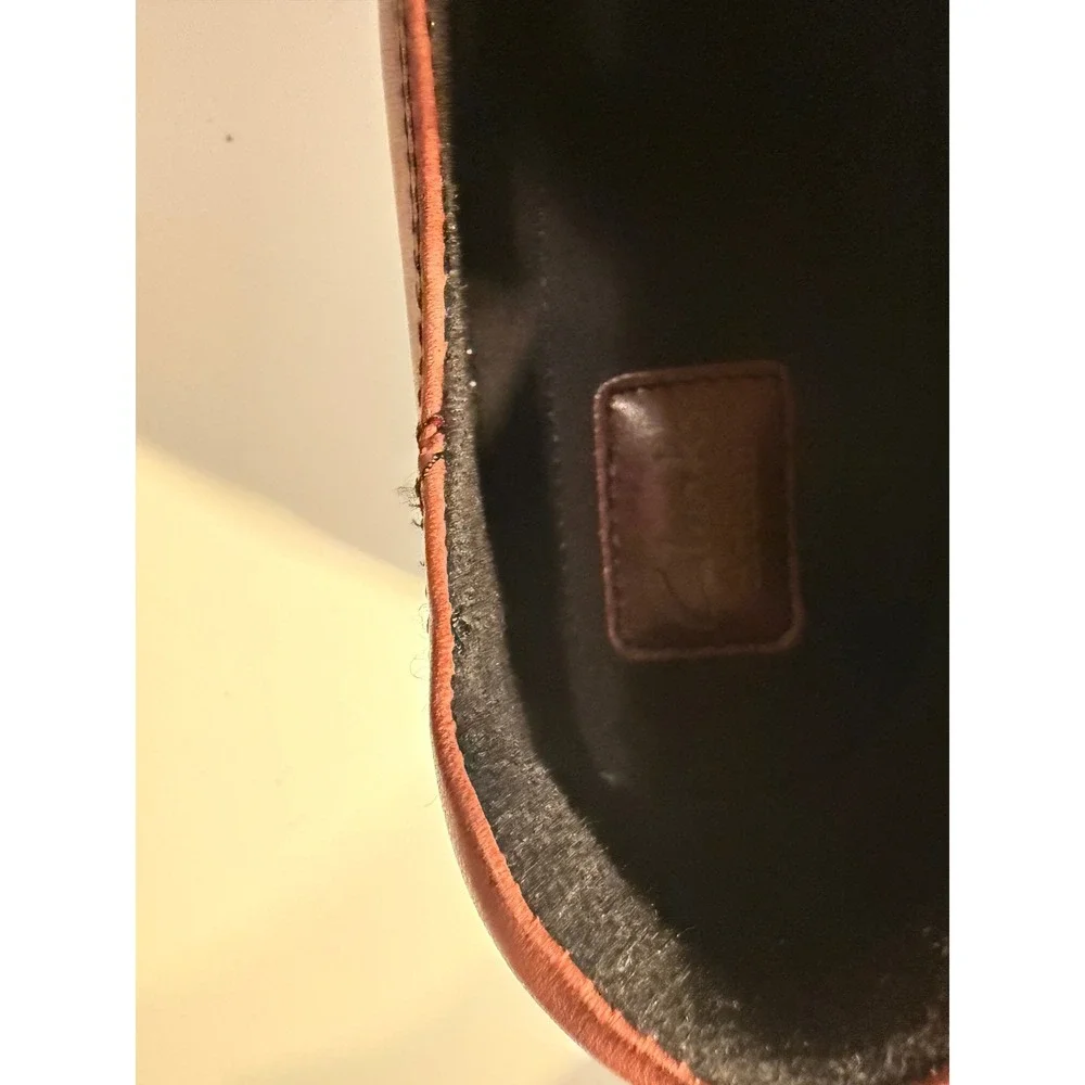 Clarks women burgundy