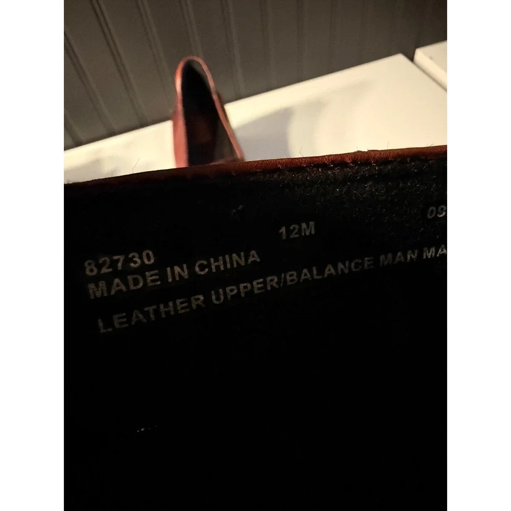 Clarks women burgundy