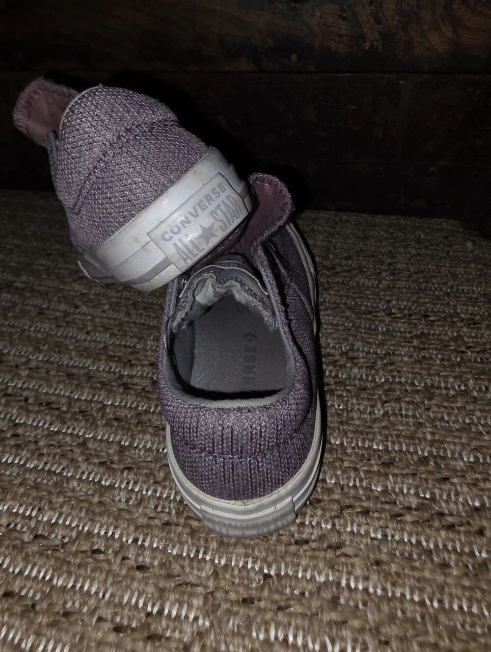 Converse leave comment