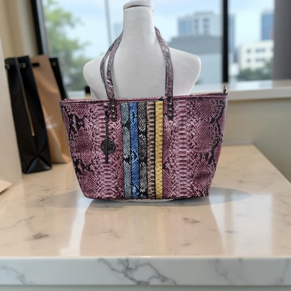 NWT Badgley Mischka Snake Print Design Tote
