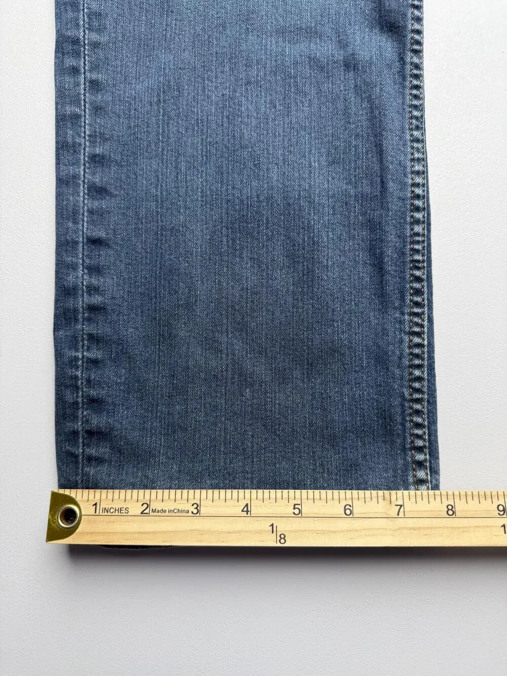 Levis 514 Jeans Mens 36x30 Blue Med Wash Denim Relaxed Straight Leg Casual