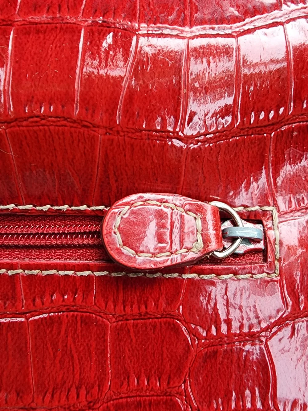 Liz Claiborne make bold