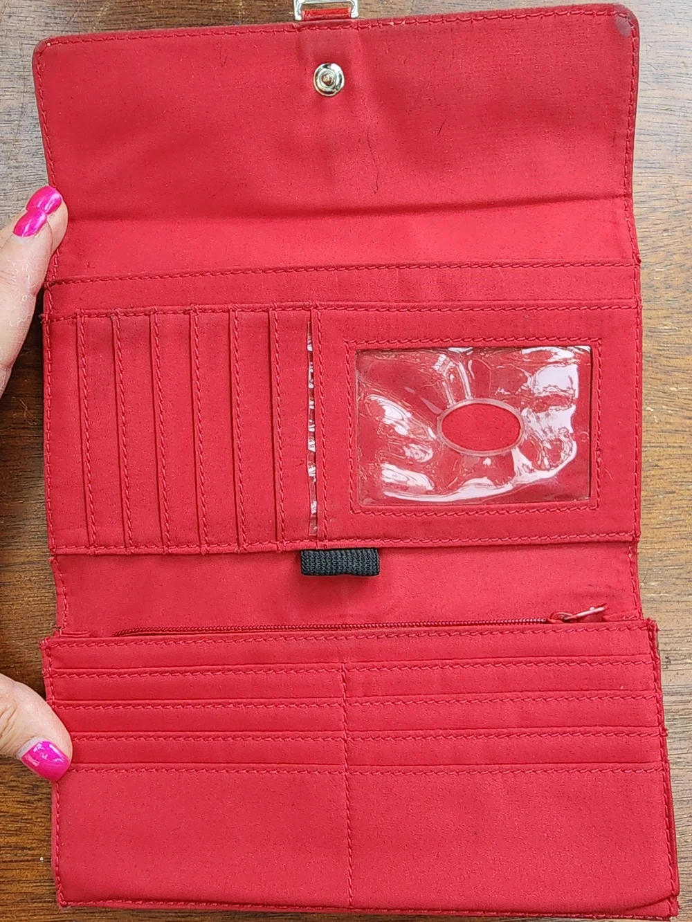 Liz Claiborne make bold