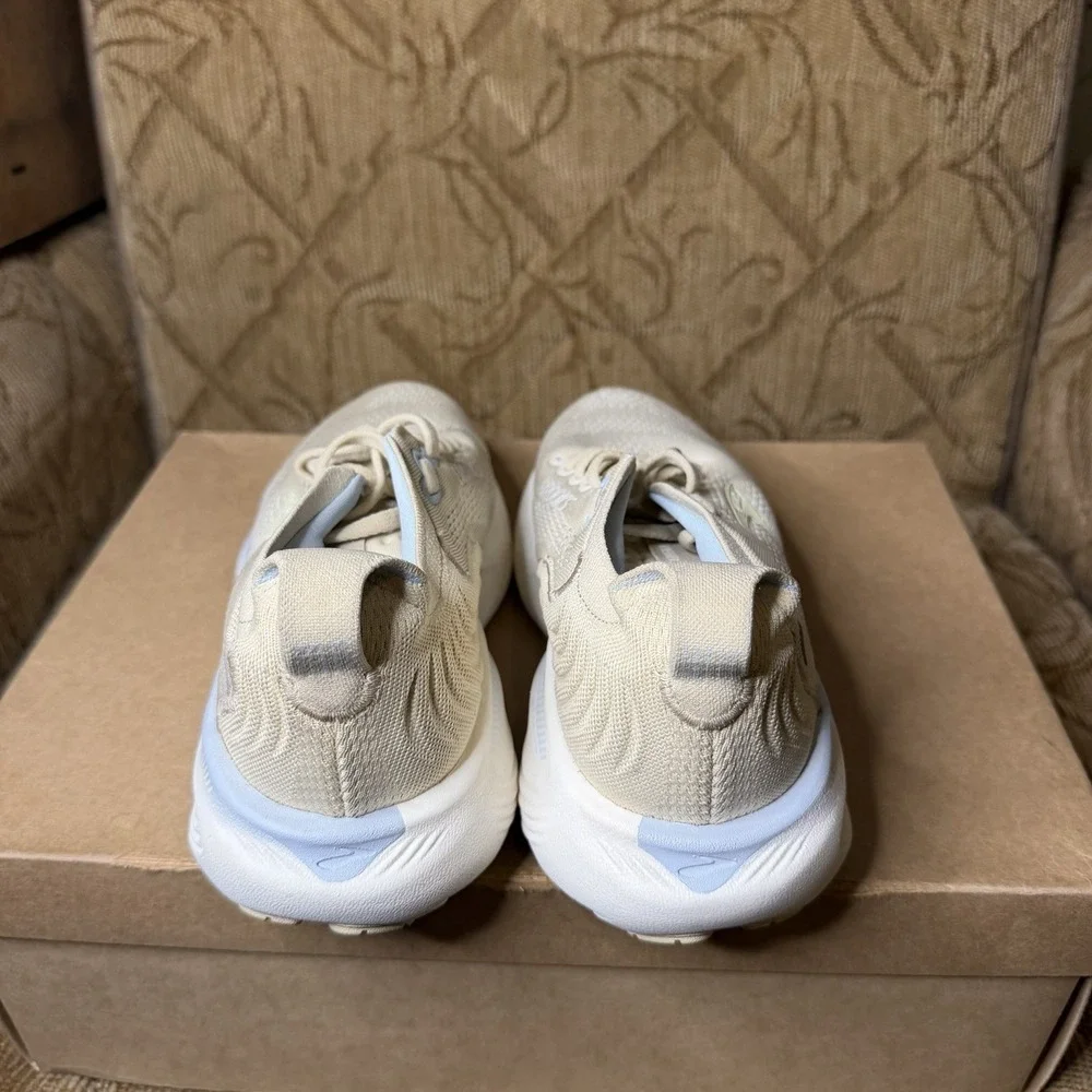 Brooks these shoes