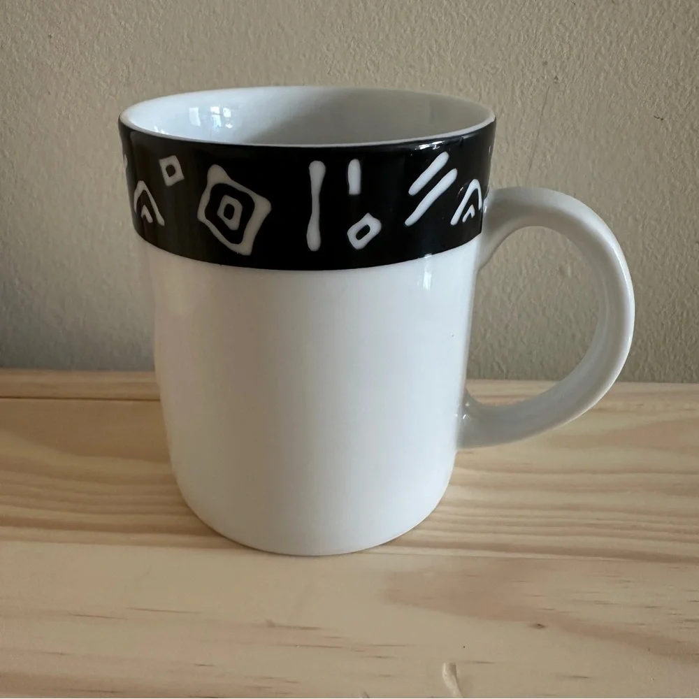 Pier 1 set collectible