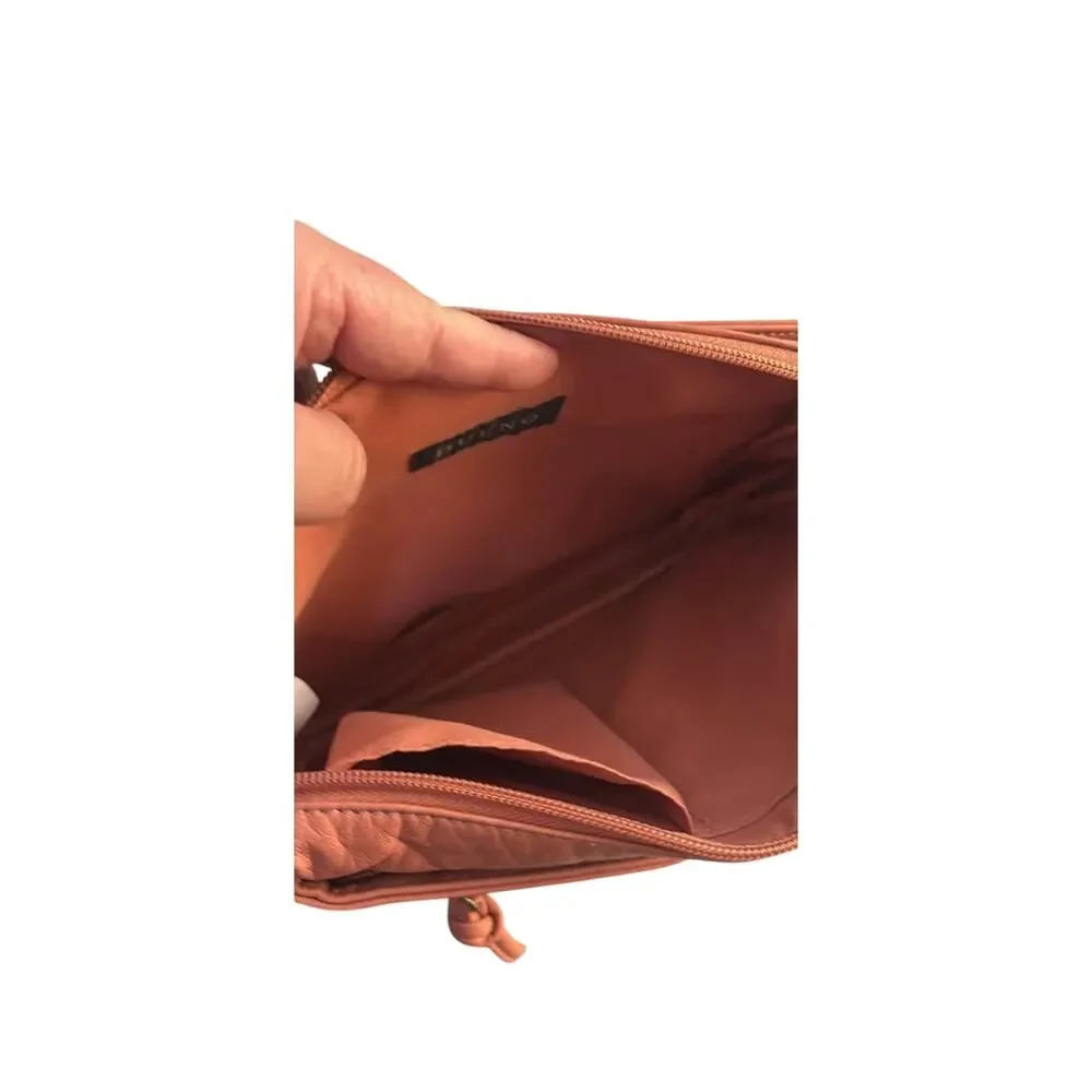 Bueno purse pet
