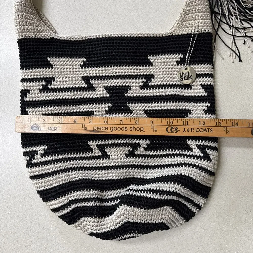 The Sak accessory native