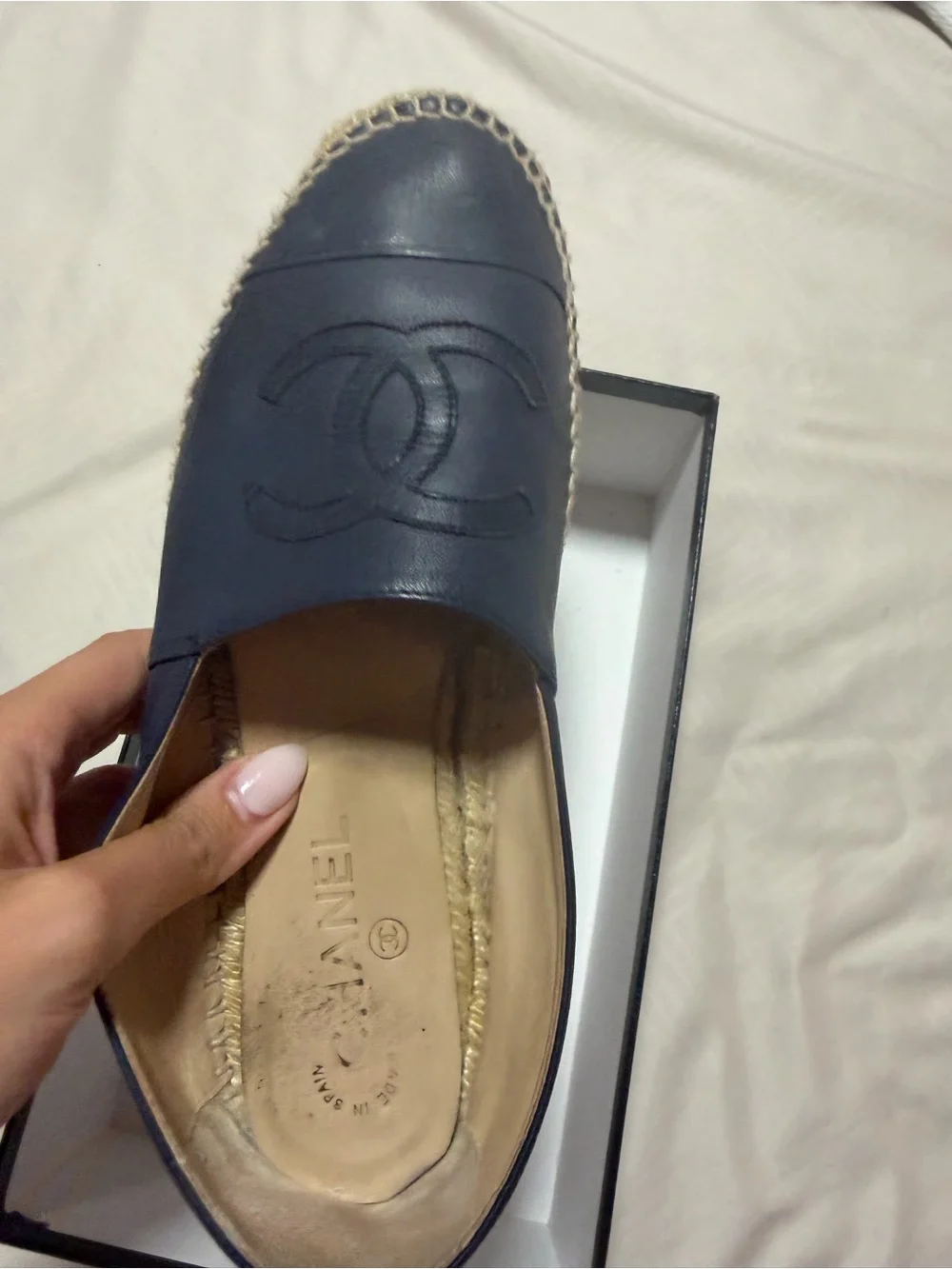 CHANEL authentic navy