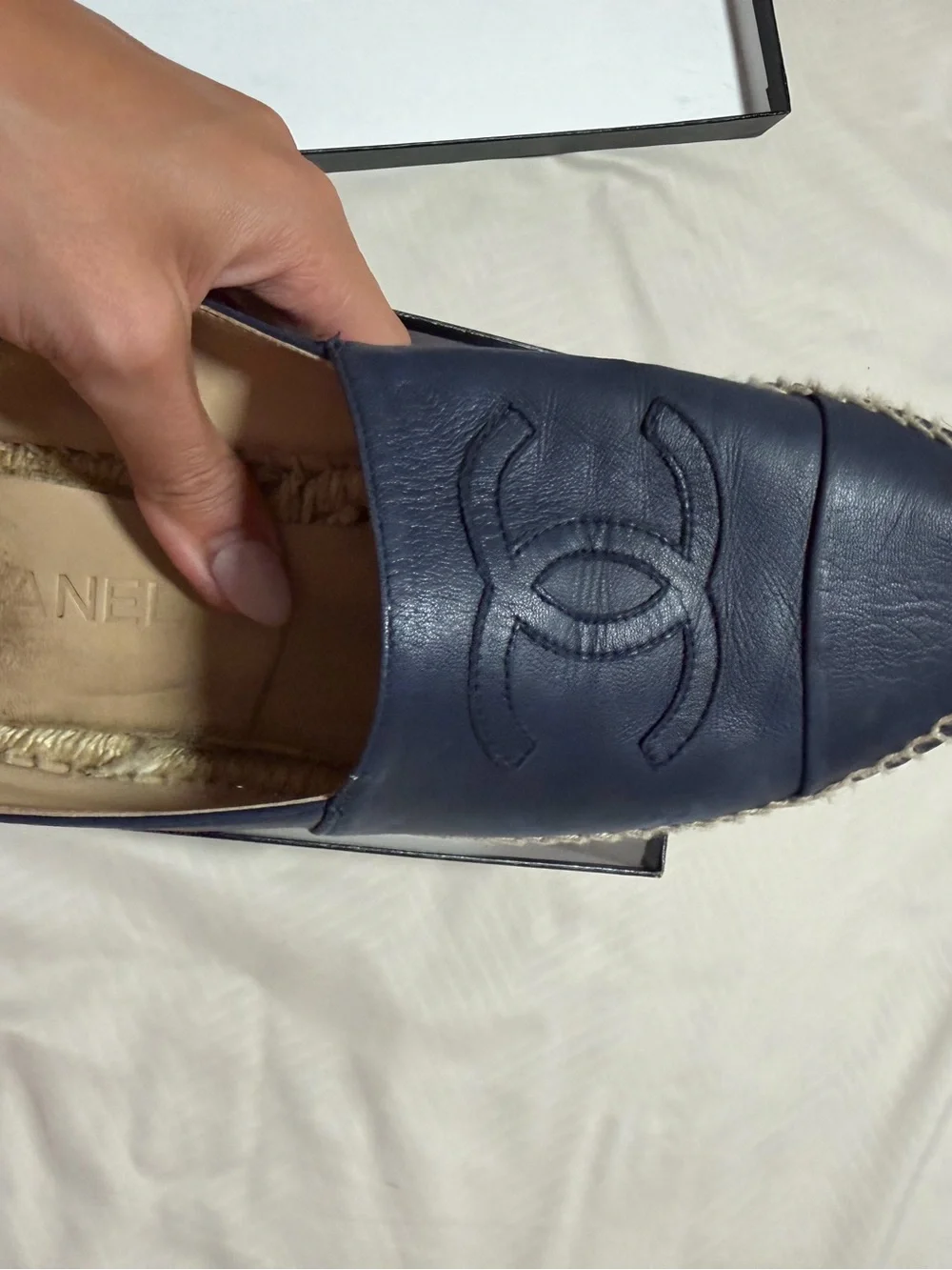 CHANEL authentic navy