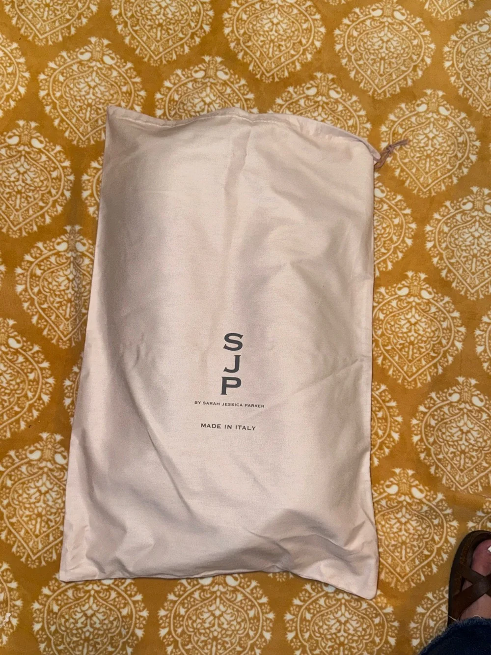SJP by Sarah Jessica Parker beautiful new