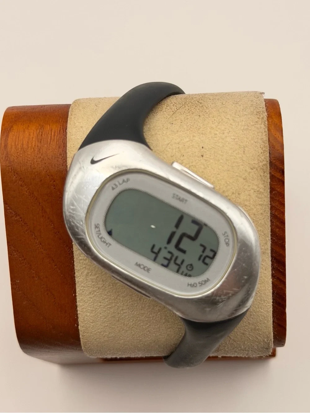 Vintage Nike Triax Mia Women WR0104 43 Lap Silicone Quartz Digital‎ Watch