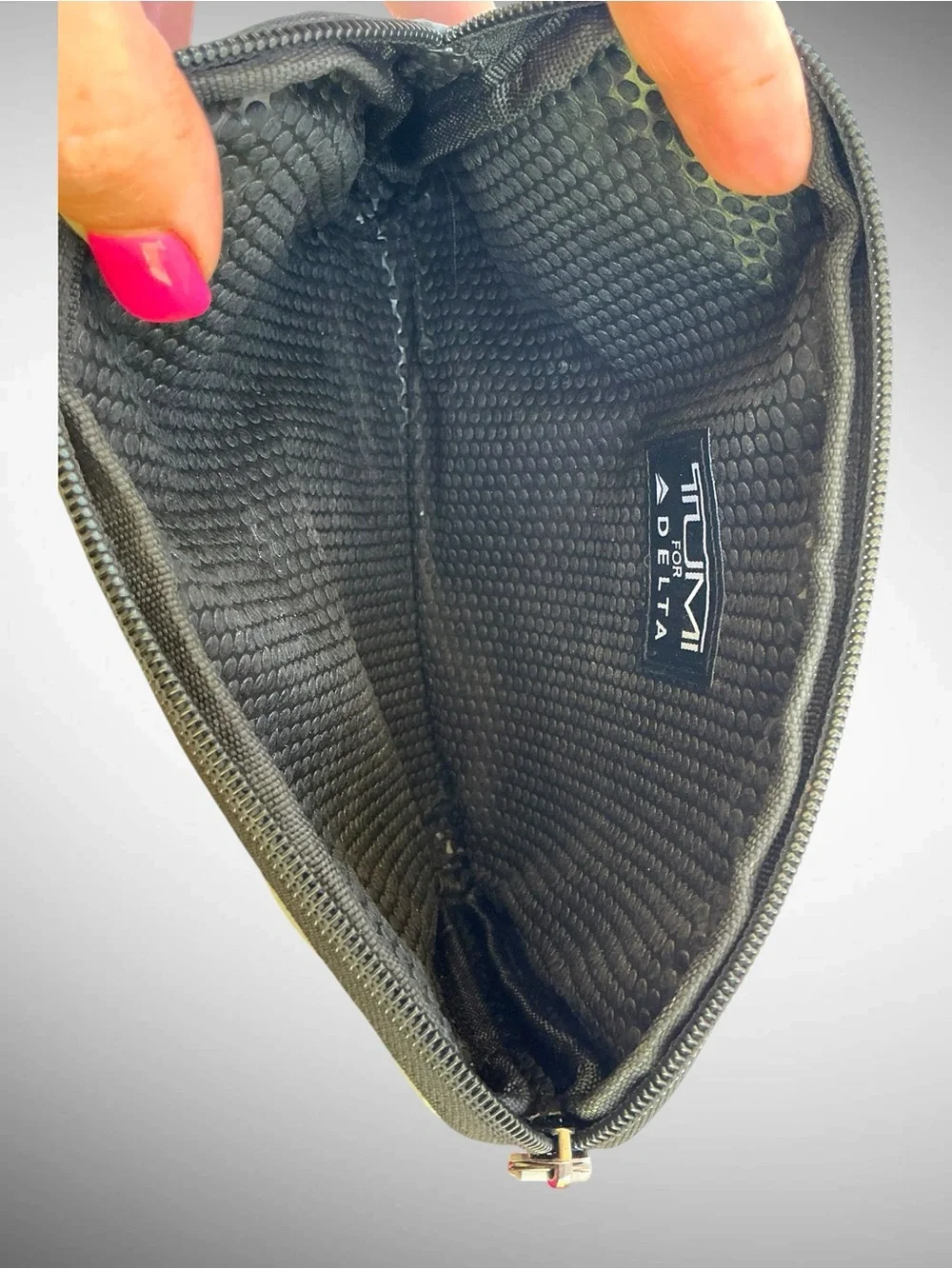 Tumi keep your