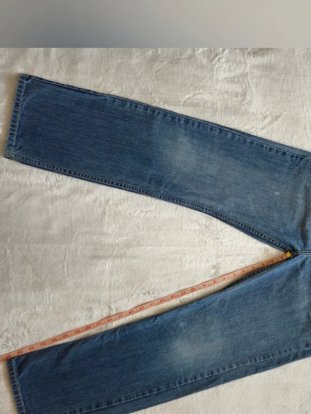 Levis color lighter