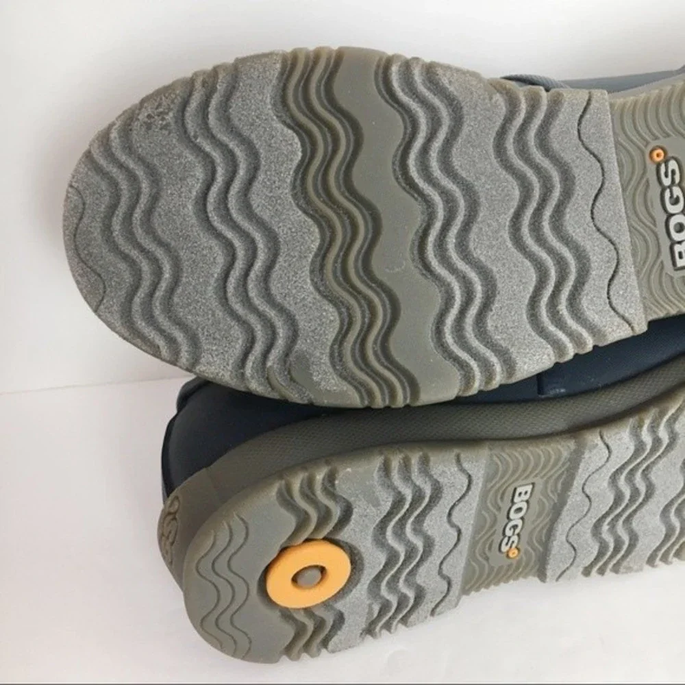 NEW BOGS Womens Size 6 Sweetpea Slip On Dark Blue Waterproof Rain‎ Garden Shoes