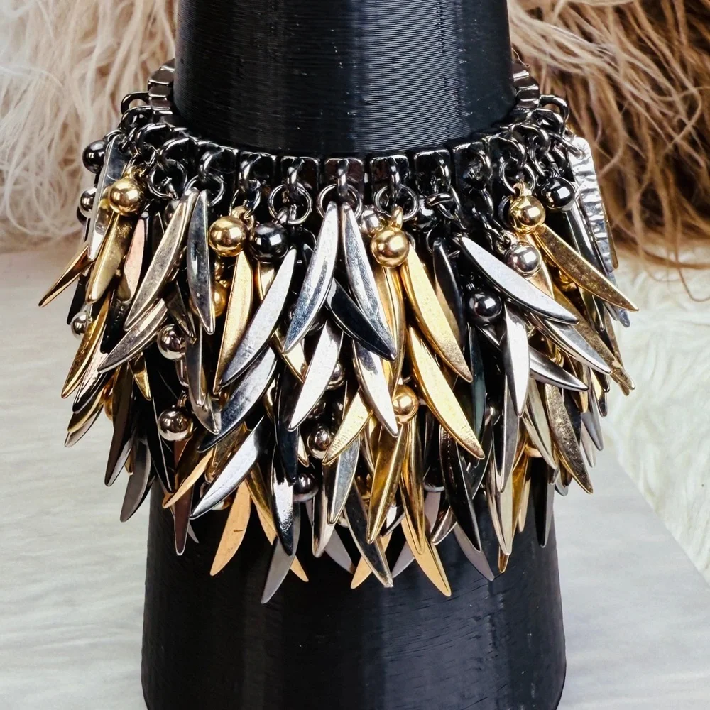 Goldtone Silvertone Gunmetal Steambunk Runway Cha Cha Wide Stretch Bracelet