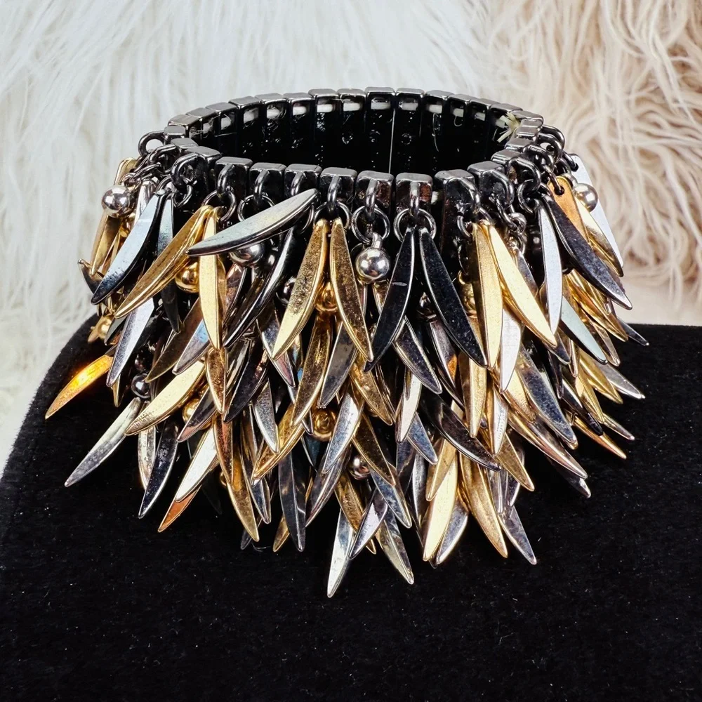 Goldtone Silvertone Gunmetal Steambunk Runway Cha Cha Wide Stretch Bracelet