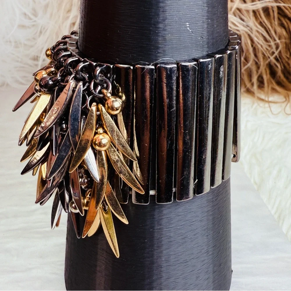 Goldtone Silvertone Gunmetal Steambunk Runway Cha Cha Wide Stretch Bracelet