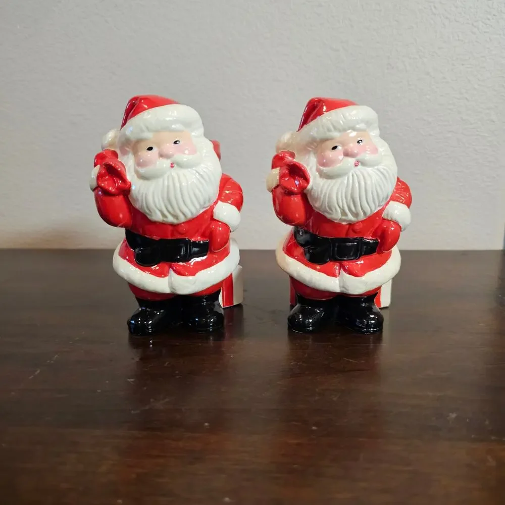 Santa Clause Candleholders