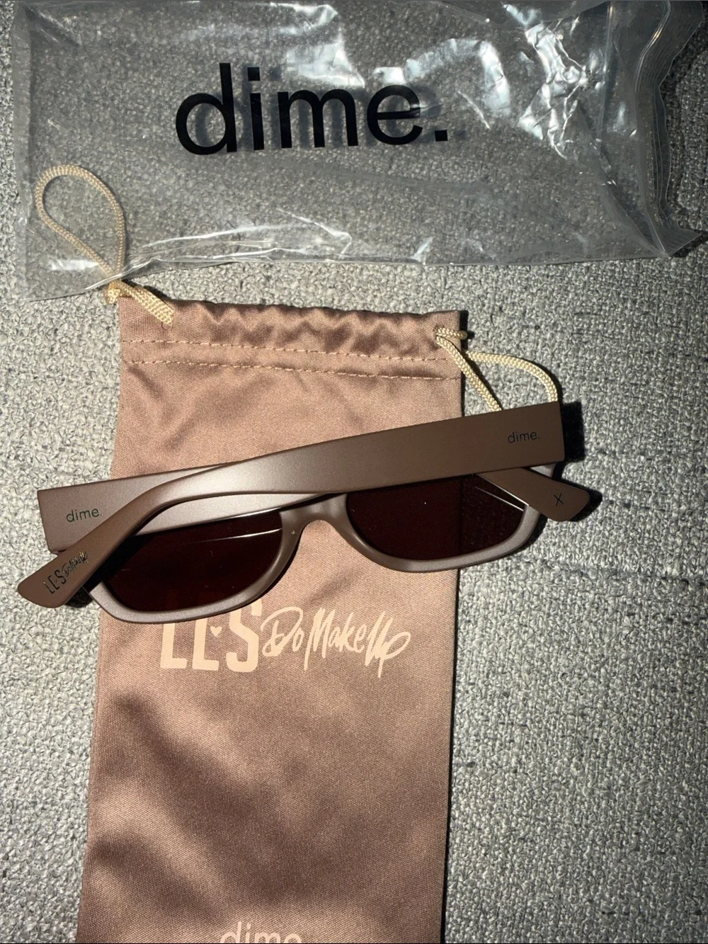 Les do makeup x dime sunglasses