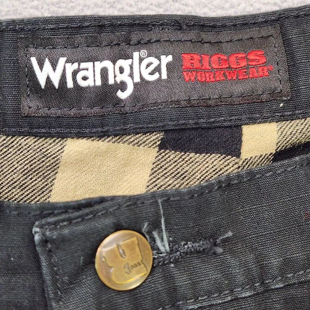 Wrangler Riggs Workwear Flannel Lined Pants Men's‎ 44x30 Black Ripstop Cargo
