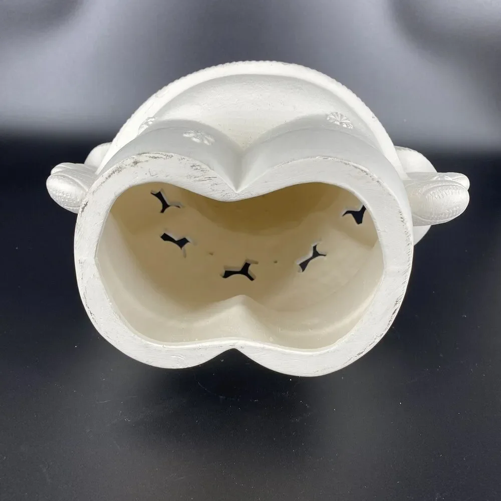 Unbranded unpainted ceramic