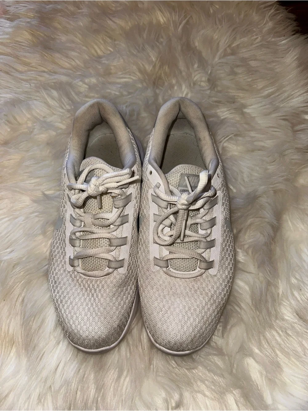 Nike closure easily long