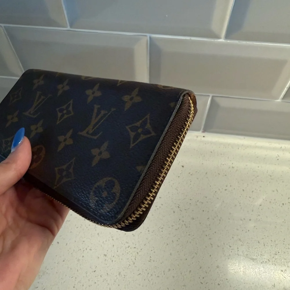 Louis Vuitton beautiful lv