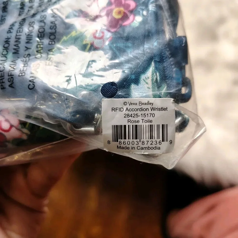 Vera Bradley new tags