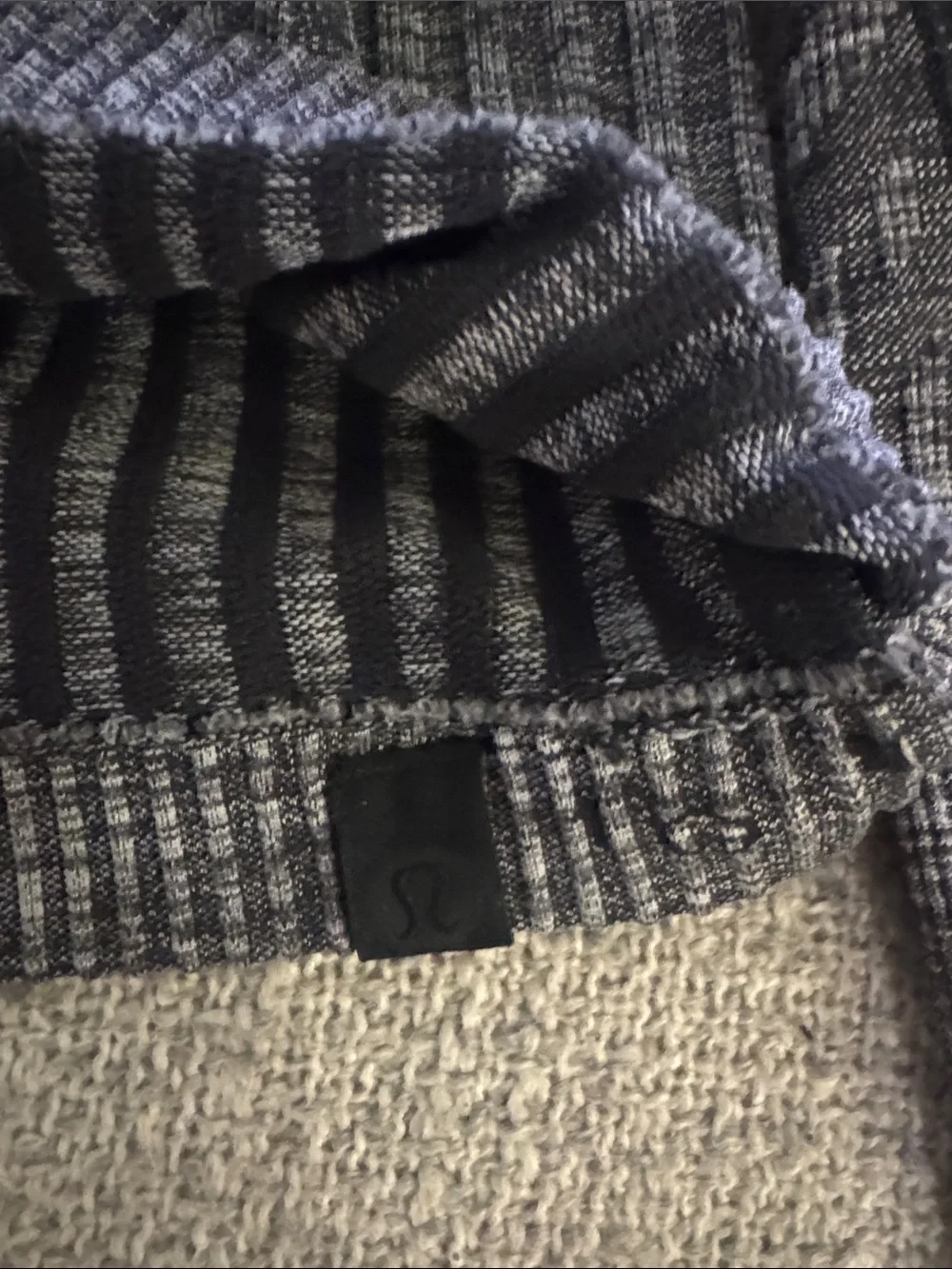 lululemon athletica classic grey