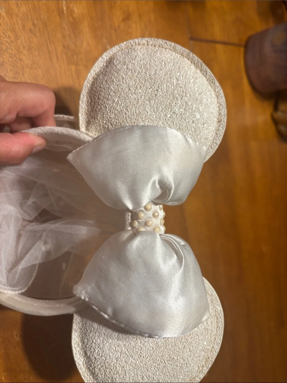 Disney sparkling white