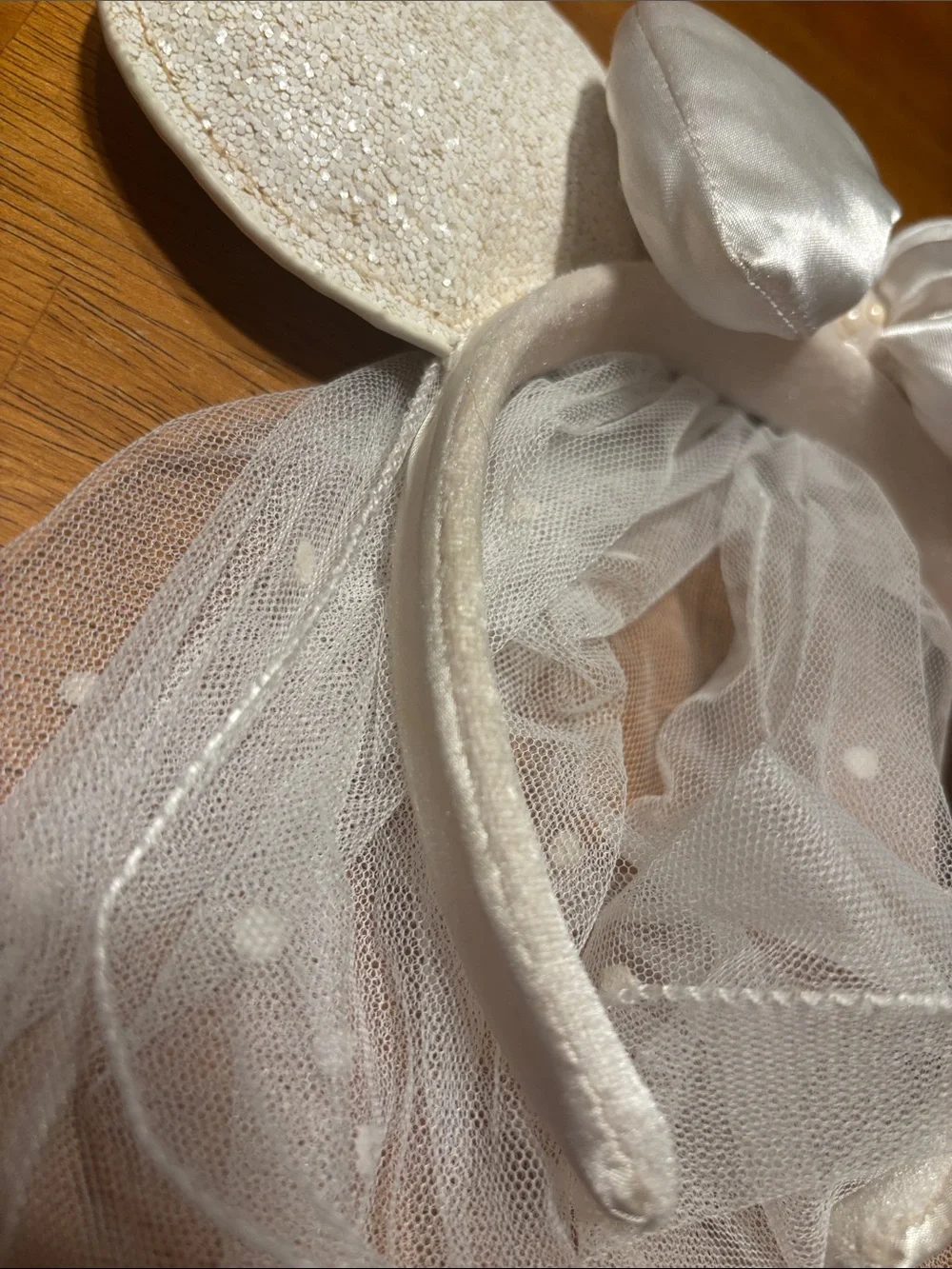 Disney sparkling white