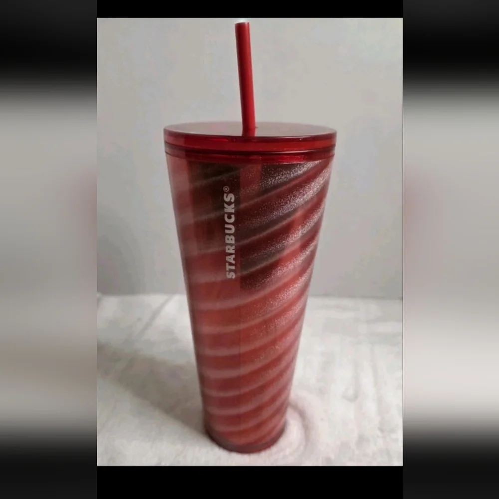 Starbucks white venti lid