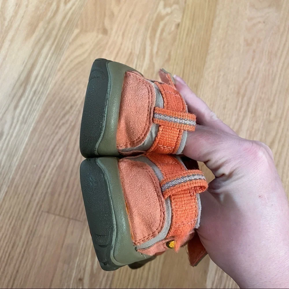 Keen sandals sz