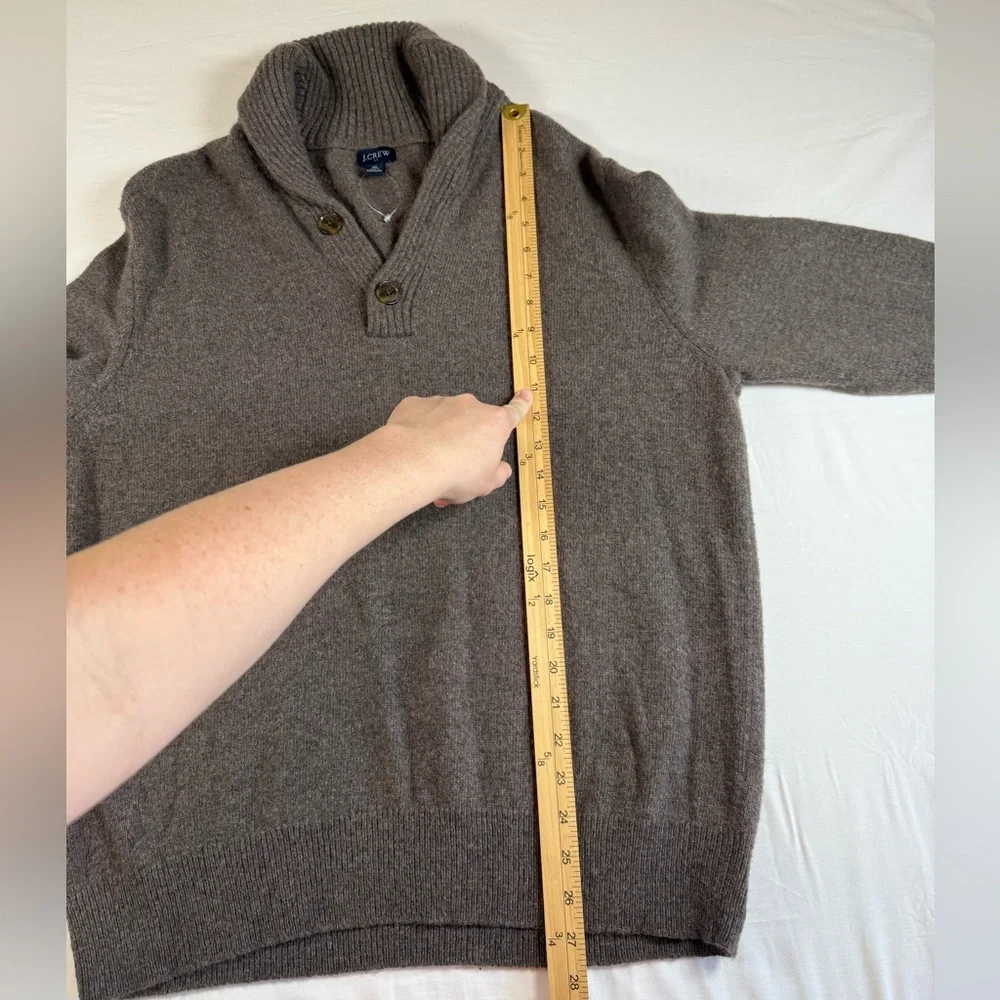 J.‎ Crew Men's brown Turtleneck Sweater