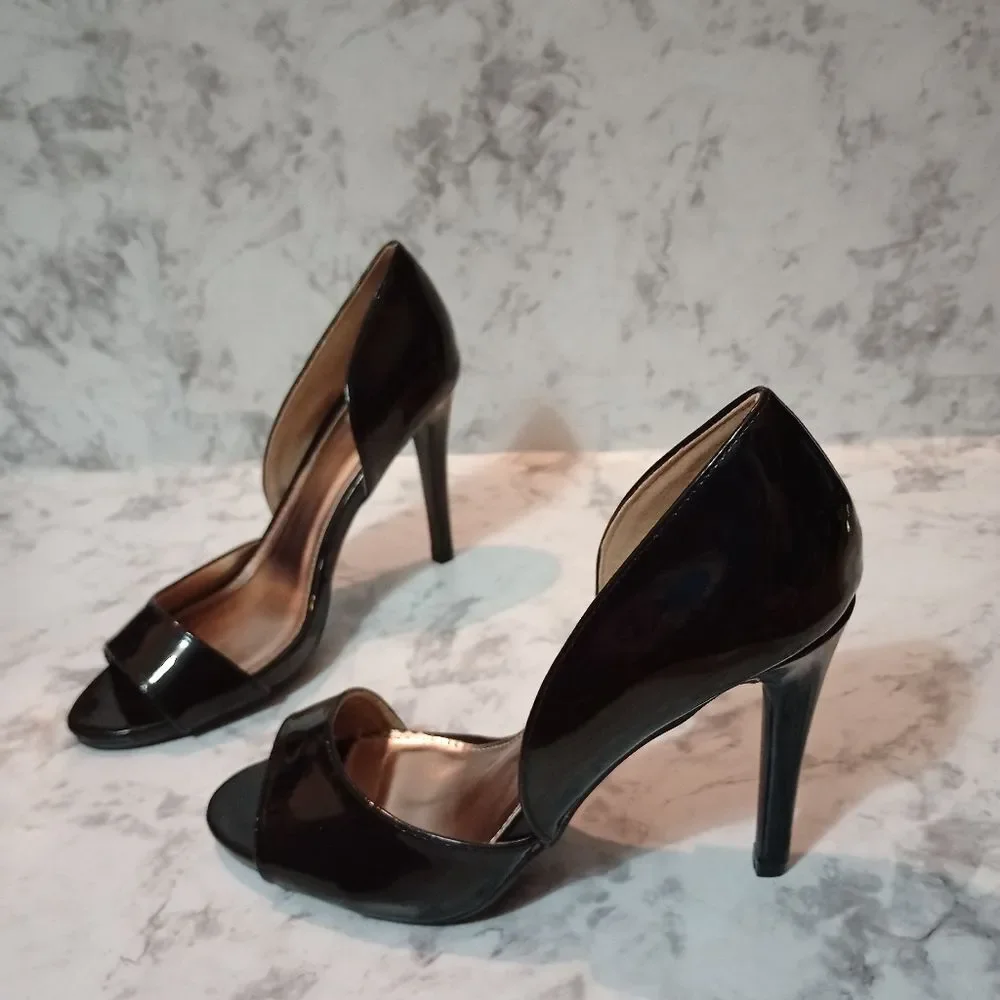 Qupid Shiny Black High Heel Shoes Size 9