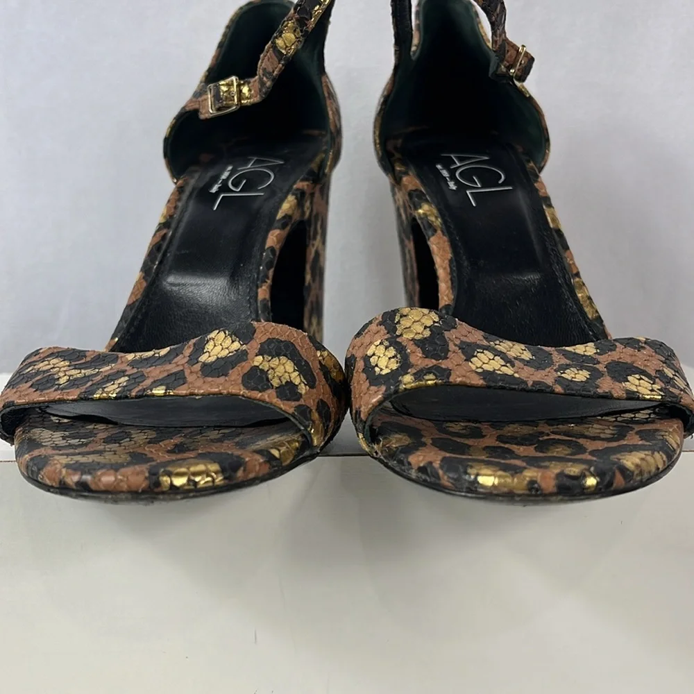 AGL‎ Attilio Giusti Leombruni  Snake Embossed Leopard Print Sandal Heel.