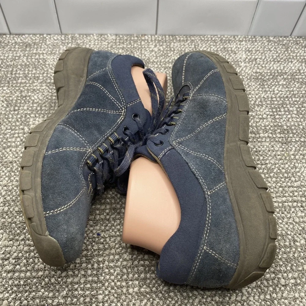 Clarks very shoes room