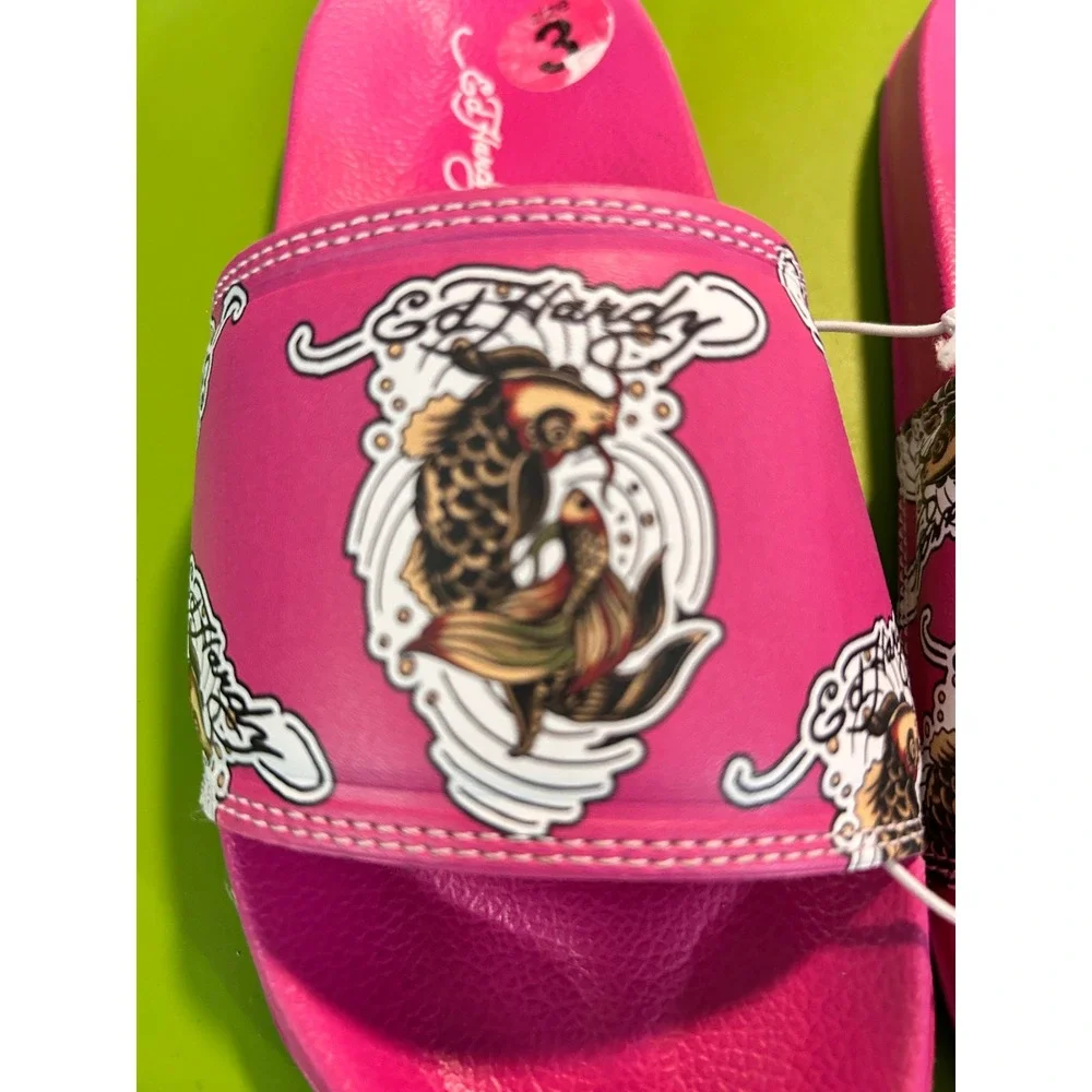 Ed Hardy contoured complete shoes