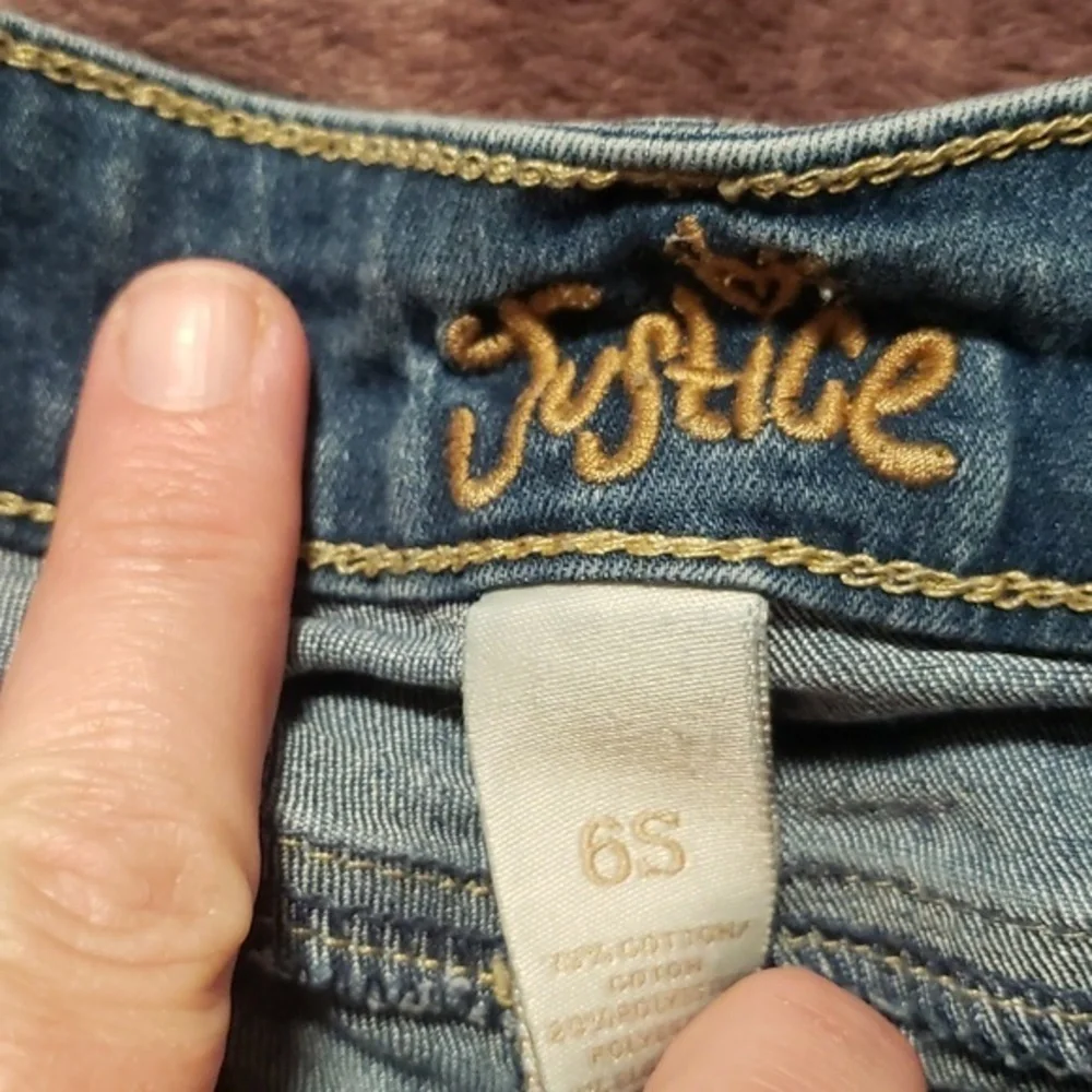Justice size 6s