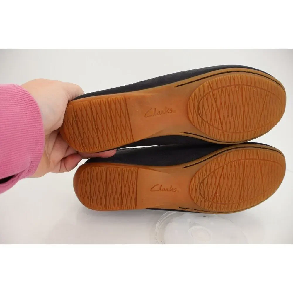 Clarks item shown