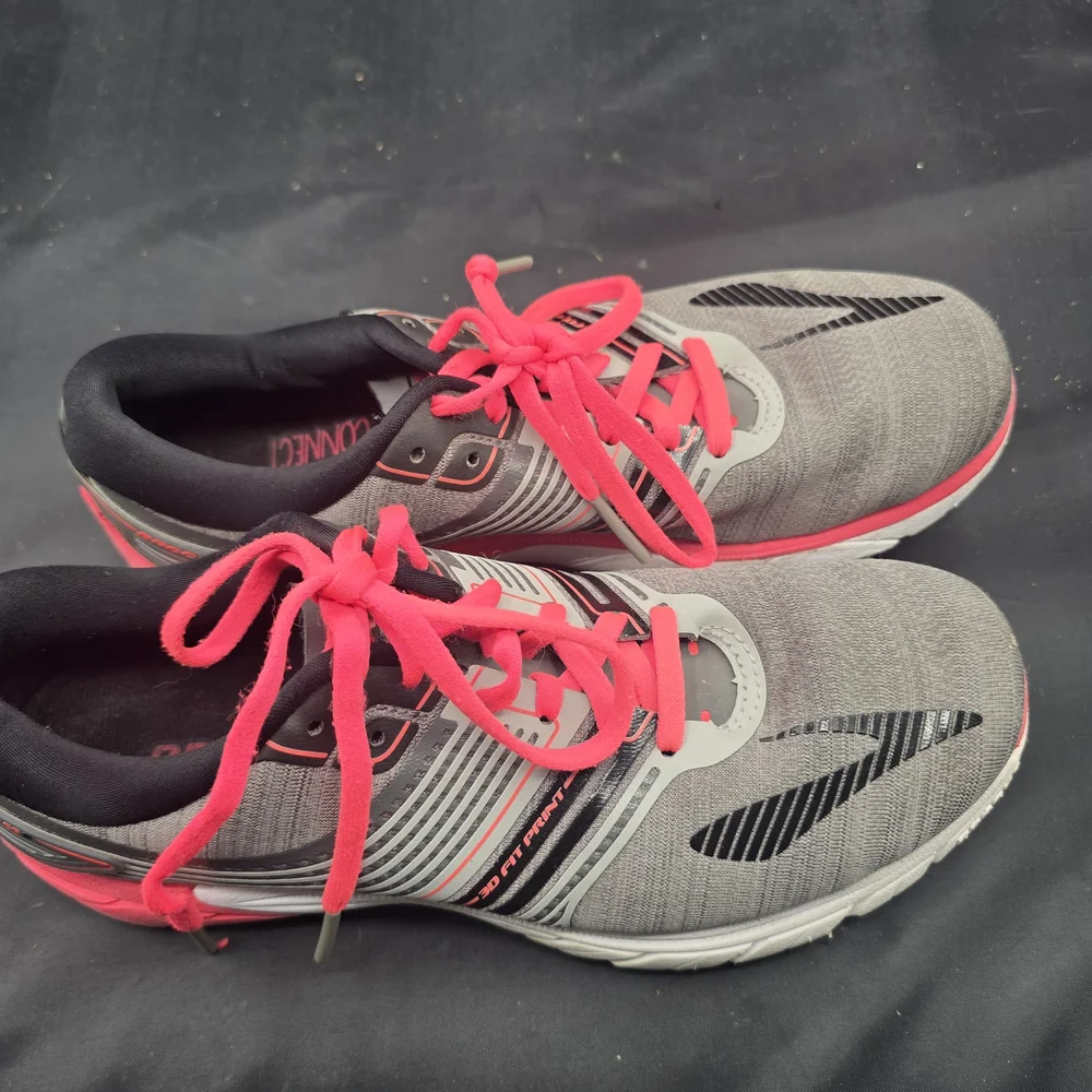 Brooks stylish athletic